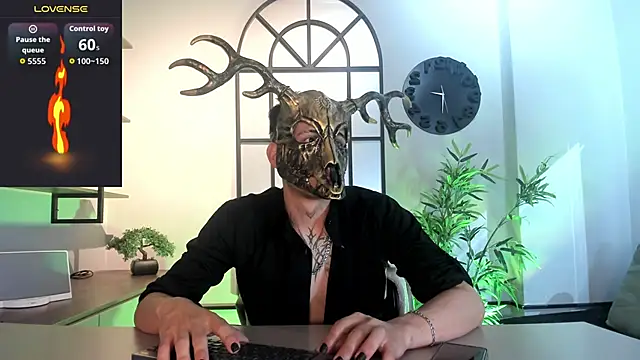 Snapshot of Dustin_Sonne chatting on October 13, 3:56 am Dustin Sonne online show from October 13, 3:56 am