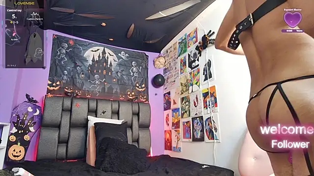 Snapshot of ashtoncooperr chatting on October 21, 8:01 pm ashtoncooperr online show from October 21, 8:01 pm