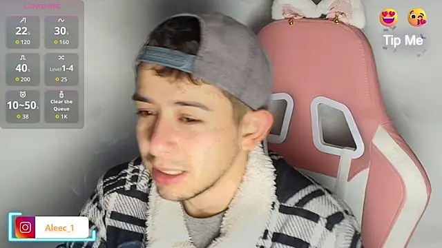 Aleecandrews online show from October 15, 8:16 pm