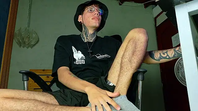 david huge online show from March 27, 1:34 pm