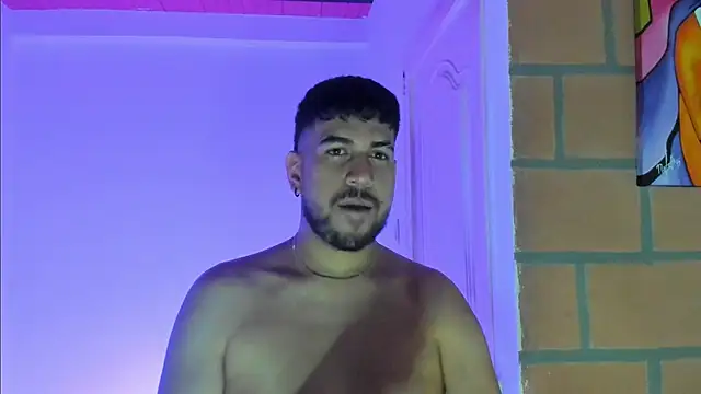 alehot223 online show from December 23, 3:48 am