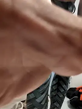 fullsendgirls online show from February 18, 4:21 am