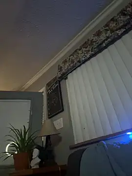 Snapshot of Integrityofsin chatting on October 17, 12:14 am Integrityofsin online show from October 17, 12:14 am