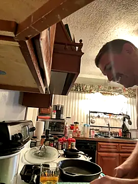 Snapshot of Integrityofsin chatting on November 1, 8:13 pm Integrityofsin online show from November 1, 8:13 pm