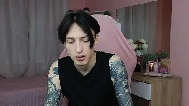 Snapshot of Martin_Jin chatting on October 25, 1:02 pm Martin Jin online show from October 25, 1:02 pm