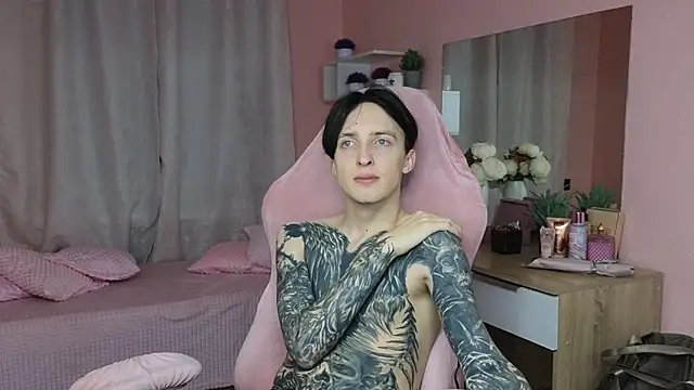 Snapshot of Martin_Jin chatting on October 23, 12:19 pm Martin Jin online show from October 23, 12:19 pm