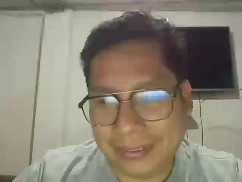 Snapshot of Napoleon246 chatting on October 10, 1:21 am Napoleon246 online show from October 10, 1:21 am