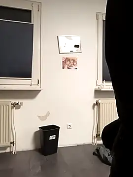 Thompsen1992 online show from March 14, 4:08 am