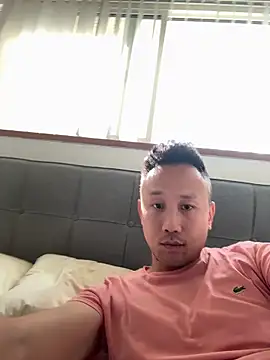 vallent970 online show from October 17, 8:02 pm