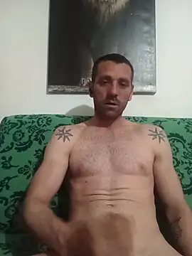 Fabrizzio18  online show from April 29, 8:59 pm