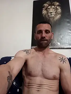 Fabrizzio18  online show from May 12, 9:56 pm