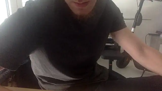 Dareeee93 online show from May 13, 12:57 pm