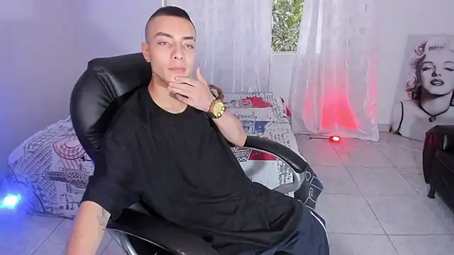 Dereck Boy8 online show from October 14, 9:22 pm