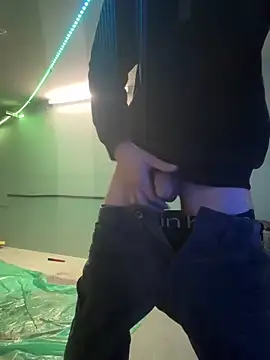 musti312 online show from April 4, 9:50 am