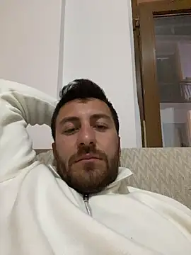 emredenizz07 online show from November 6, 5:38 pm