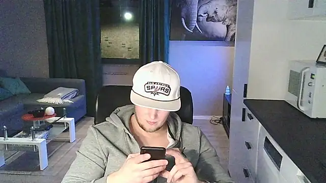 Dartanjanas13 online show from February 17, 6:29 pm