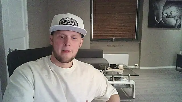 Snapshot of Dartanjanas13 chatting on September 26, 8:06 pm Dartanjanas13 online show from September 26, 8:06 pm