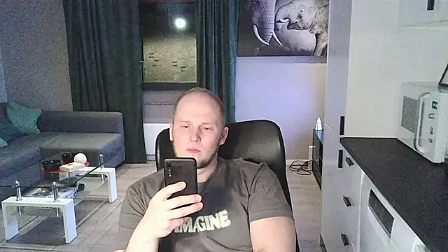 Dartanjanas13 online show from February 13, 8:25 pm