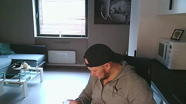 Snapshot of Dartanjanas13 chatting on October 4, 11:59 am Dartanjanas13 online show from October 4, 11:59 am