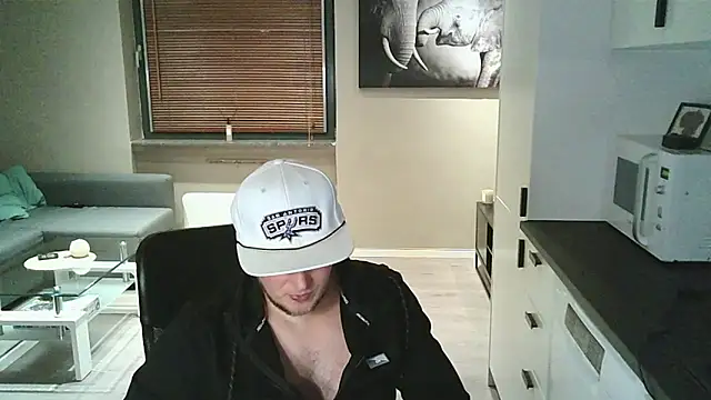 Snapshot of Dartanjanas13 chatting on October 11, 8:46 pm Dartanjanas13 online show from October 11, 8:46 pm