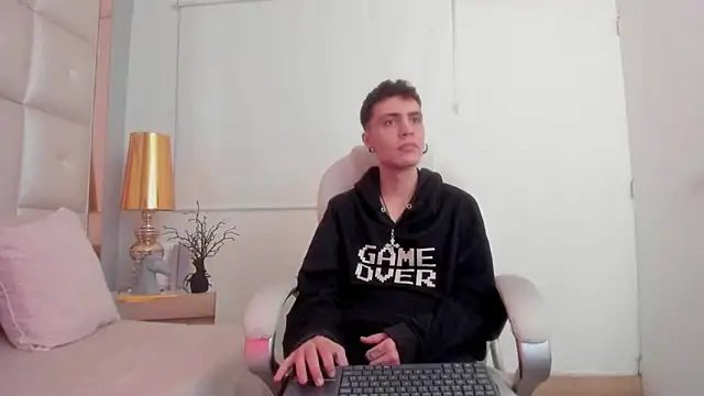 dark sun302 online show from December 5, 10:28 pm