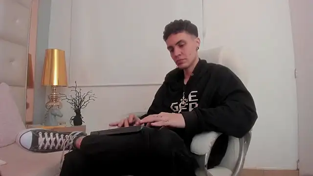 dark sun302 online show from December 4, 10:28 pm