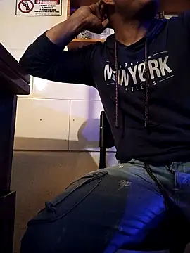 vboli08 online show from October 31, 1:29 am