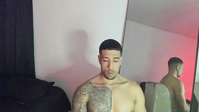 ThiagoLugo online show from November 4, 2:12 am