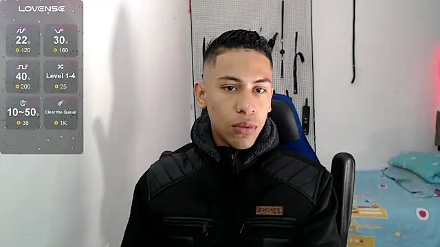 Snapshot of dylan_apol0 chatting on September 19, 2:56 am dylan apol0 online show from September 19, 2:56 am