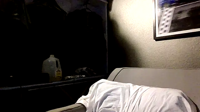 Snapshot of jinjasnack chatting on October 31, 4:47 am jinjasnack online show from October 31, 4:47 am