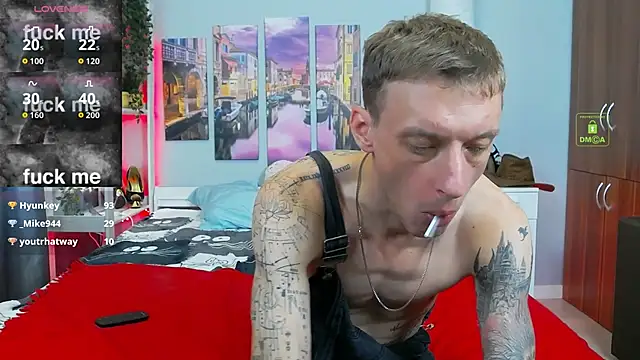 Snapshot of InkedJames chatting on September 25, 11:53 am InkedJames online show from September 25, 11:53 am