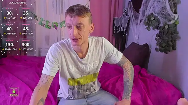 InkedJames online show from October 29, 10:51 am