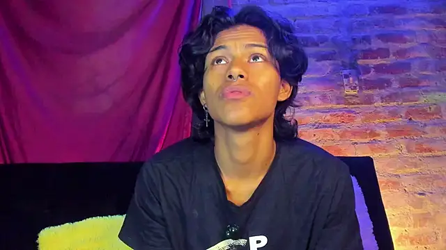 dreyk20 online show from March 28, 11:38 pm