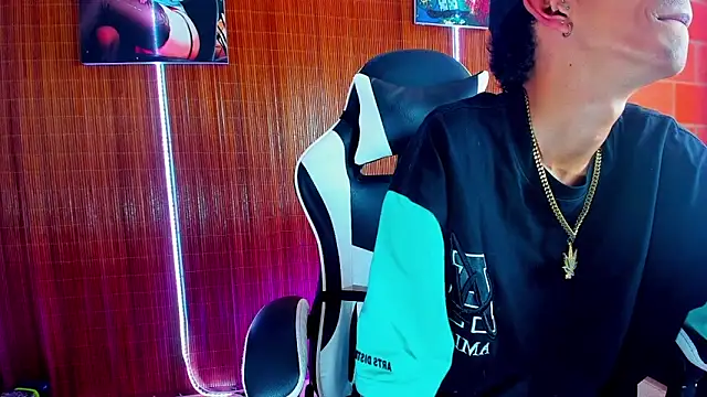 briamhoconor xh online show from February 14, 4:46 pm