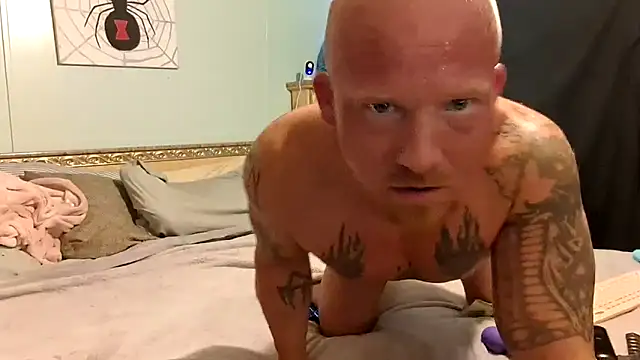 Snapshot of AntMeich6969 chatting on October 16, 12:18 am AntMeich6969 online show from October 16, 12:18 am