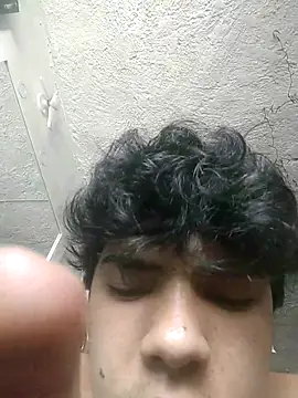 dani titan320 online show from April 10, 3:19 pm