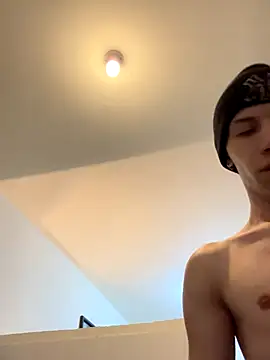 Snapshot of santiago_cutex chatting on October 25, 11:01 am santiago cutex online show from October 25, 11:01 am