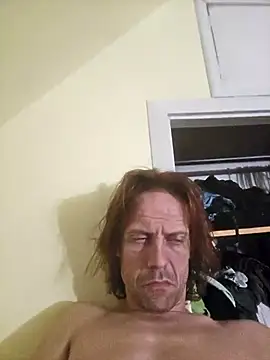 Snapshot of Danny19867 chatting on October 8, 3:44 am Danny19867 online show from October 8, 3:44 am