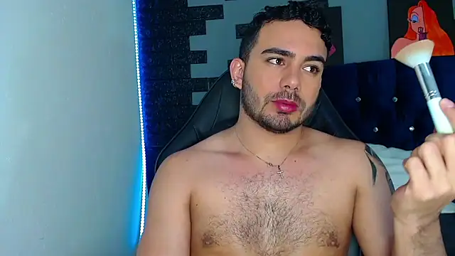 Snapshot of adamhairy chatting on September 24, 8:29 pm adamhairy online show from September 24, 8:29 pm