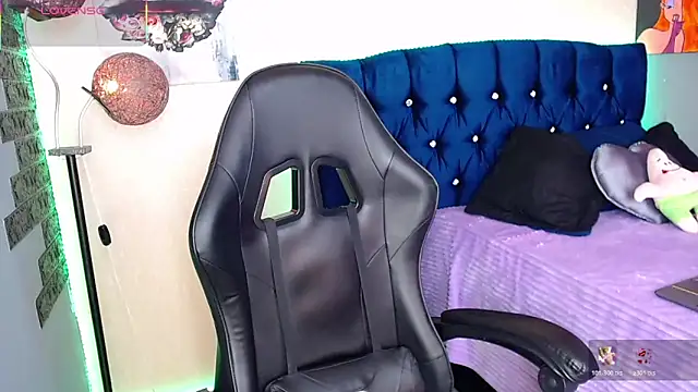 adamhairy online show from April 30, 8:05 pm