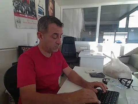 Snapshot of rafasilva3535 chatting on September 27, 2:15 pm rafasilva3535 online show from September 27, 2:15 pm