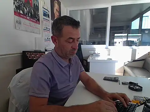Snapshot of rafasilva3535 chatting on September 30, 2:09 pm rafasilva3535 online show from September 30, 2:09 pm