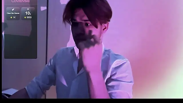 1RobertTT online show from December 2, 8:01 pm