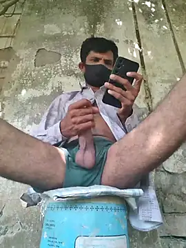 Desi Horny Boys online show from June 27, 9:34 am