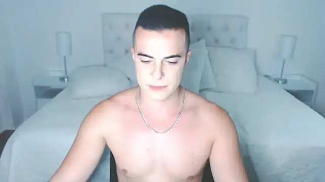 Snapshot of mr_hunterx chatting on September 27, 6:00 am mr hunterx online show from September 27, 6:00 am