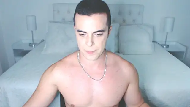 Snapshot of mr_hunterx chatting on October 9, 3:00 am mr hunterx online show from October 9, 3:00 am