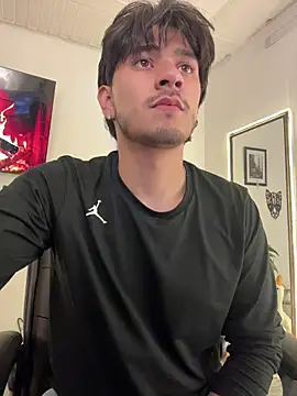 Snapshot of Elian_savoy chatting on October 10, 12:48 am Elian savoy online show from October 10, 12:48 am