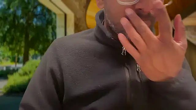 pranastro00 online show from April 28, 1:27 pm