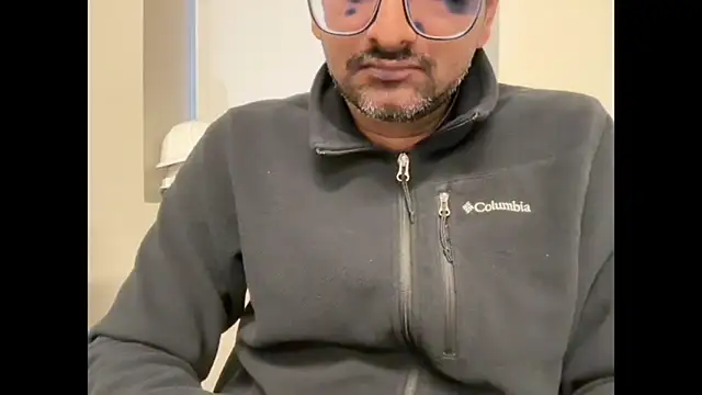 Snapshot of pranastro00 chatting on October 9, 11:15 am pranastro00 online show from October 9, 11:15 am