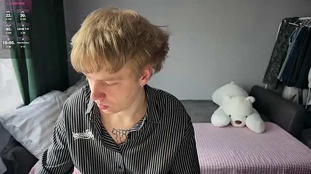 olivertasty online show from May 12, 12:35 pm